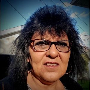 Meet your Posher, Linda